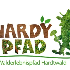 Der Hardy Pfad, ein WaldErlebnisPfad, lädt mit seiner naturverbundenen Gestaltung zu Entdeckungen ein.