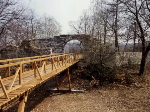 Ruine Hofen Grabenstetten - Kurzer Abstecher, große Wirkung
