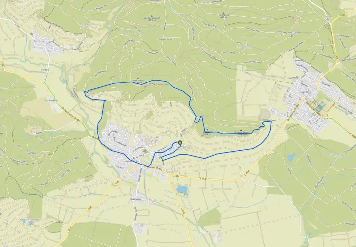 Karte zeigt Wanderwege rund um Ludwigsburg, darunter die "Ludwigsburg Traumpfade" mit blauer Markierung.