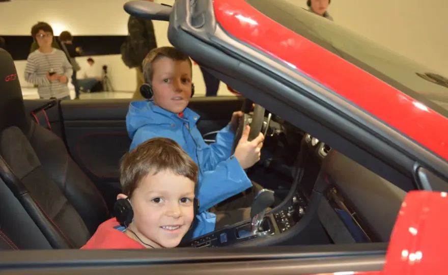 Porsche Museum mit Kindern - So wird der Besuch zum Erlebnis