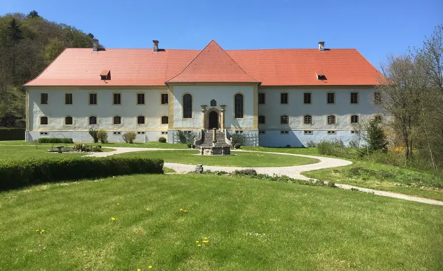 Schloss Ehrenfels Hayingen - Mehr als nur ein Schloss