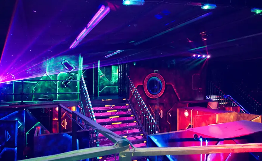 Schwarzlicht-Minigolf Heidelberg - Dein Familien-Guide