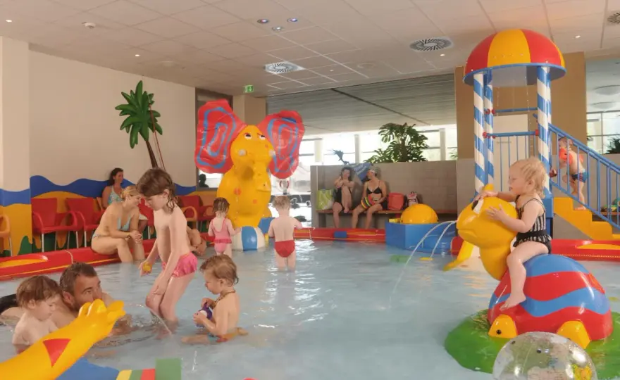 Familienbad finden - So wählst du das beste Schwimmbad für Kinder