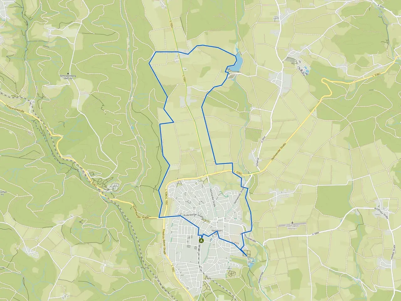 Karte zeigt eine Wanderroute um Welzheim, die durch Felder und Wälder führt.