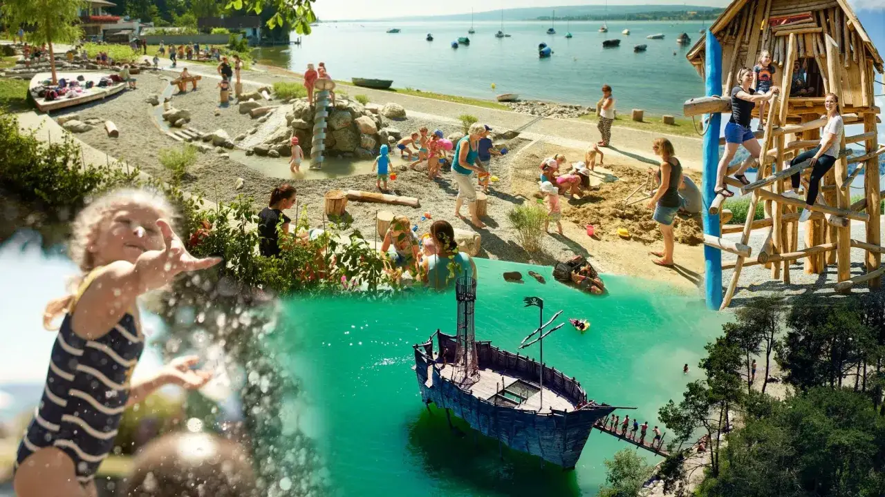 Kinder spielen am Bodensee, planschen im Wasser und erkunden einen Spielplatz mit Piratenschiff. Perfekt zum Bodensee Baden!